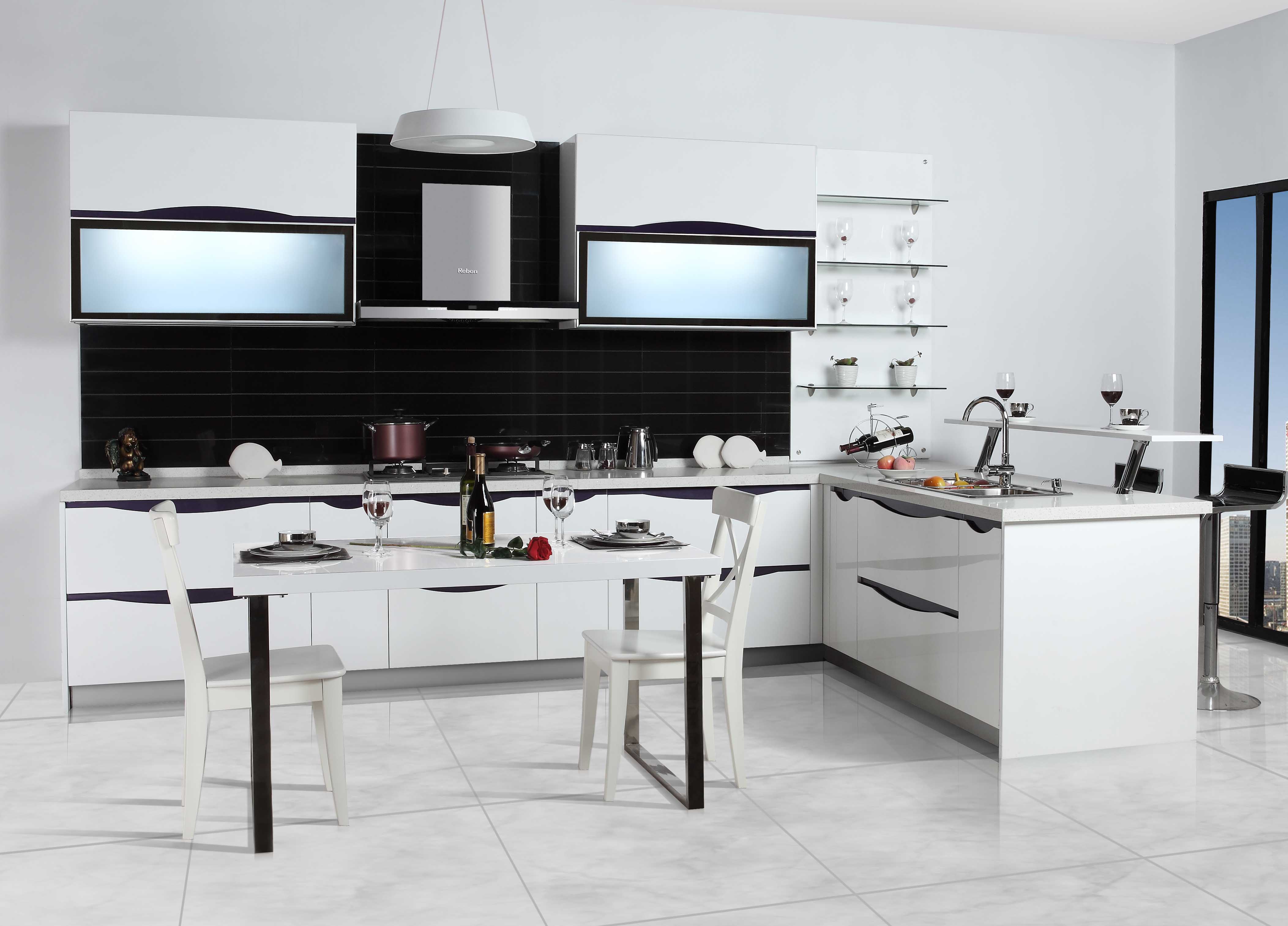 high gloss white lacquer kitchen cabinet