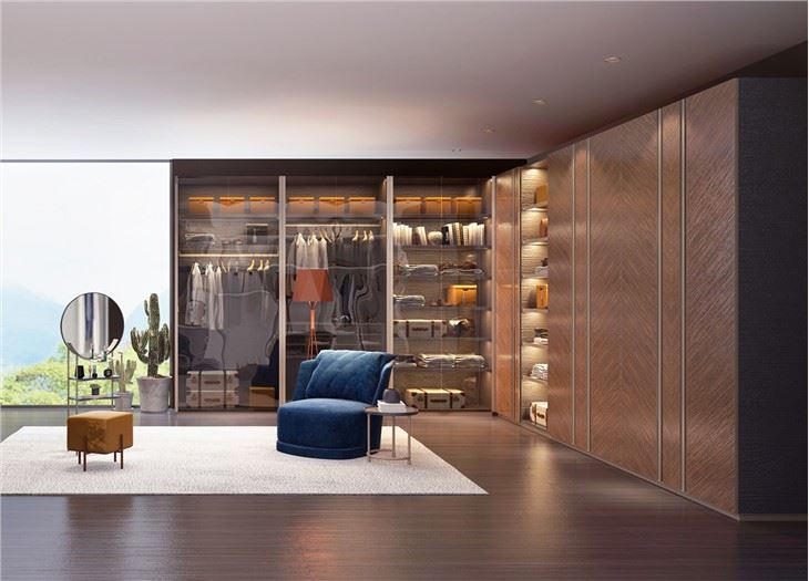 Elegant Luxury Walk In Closet