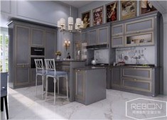 Ντουλάπια κουζίνας από σκούρο ξύλο